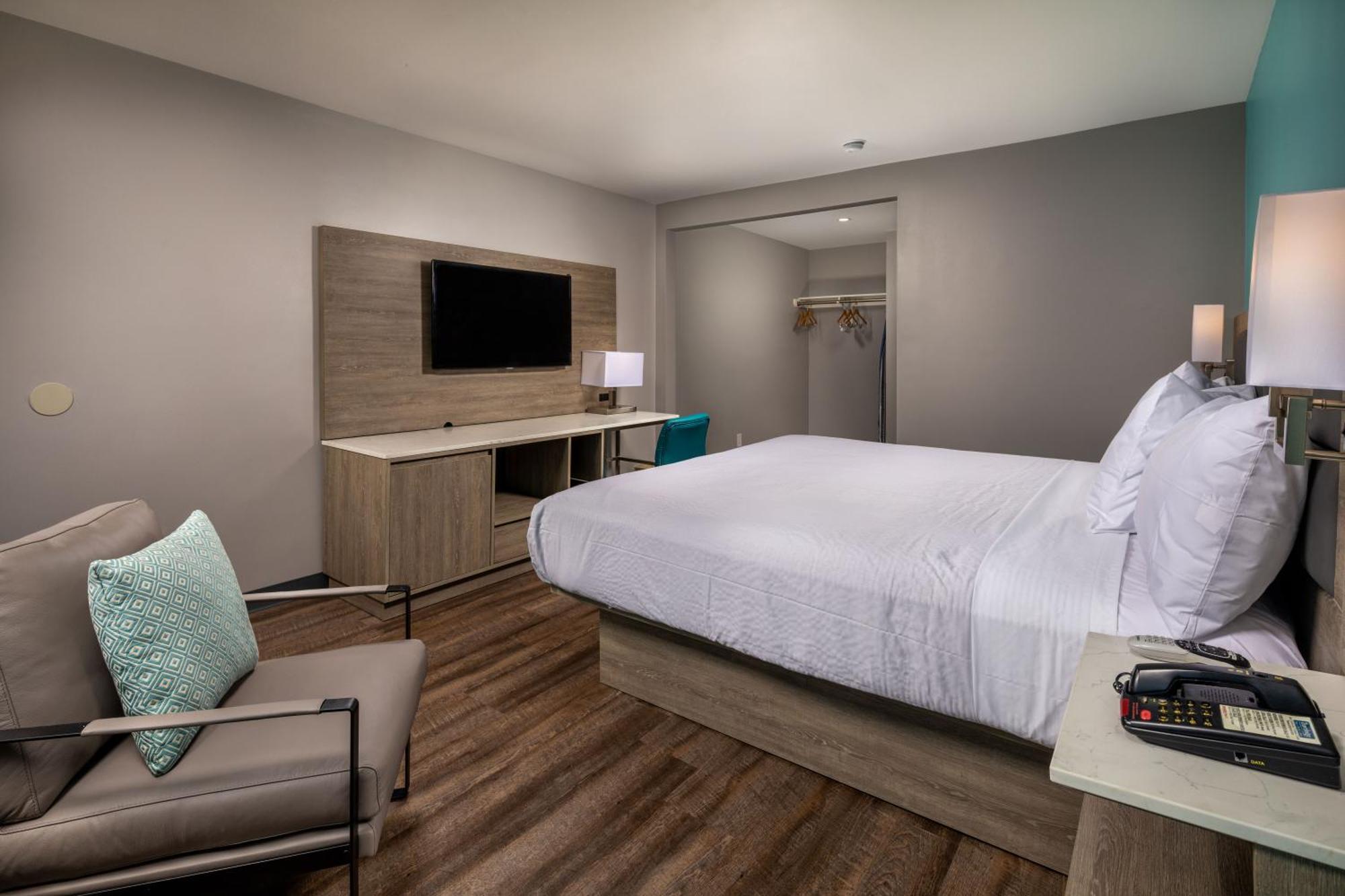 Travelodge By Wyndham Lax 2*